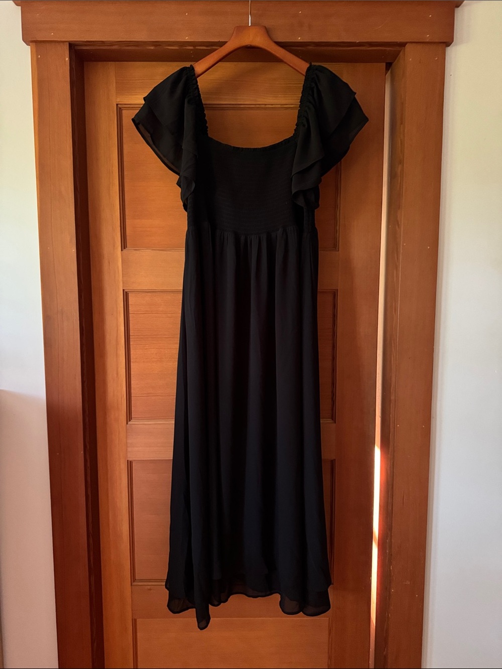 Quince Chiffon Maternity Flutter Sleeve Dress, NWT, L